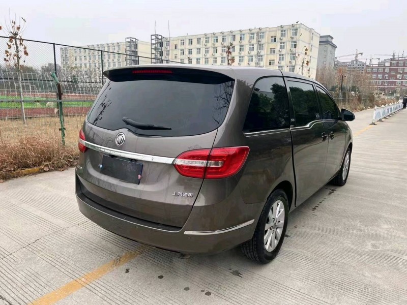 北京16年别克GL86