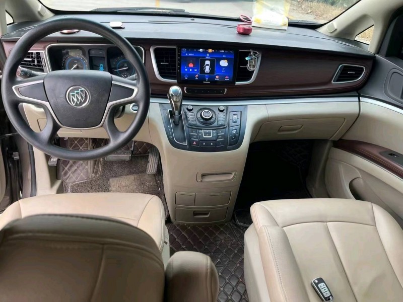 北京16年别克GL88