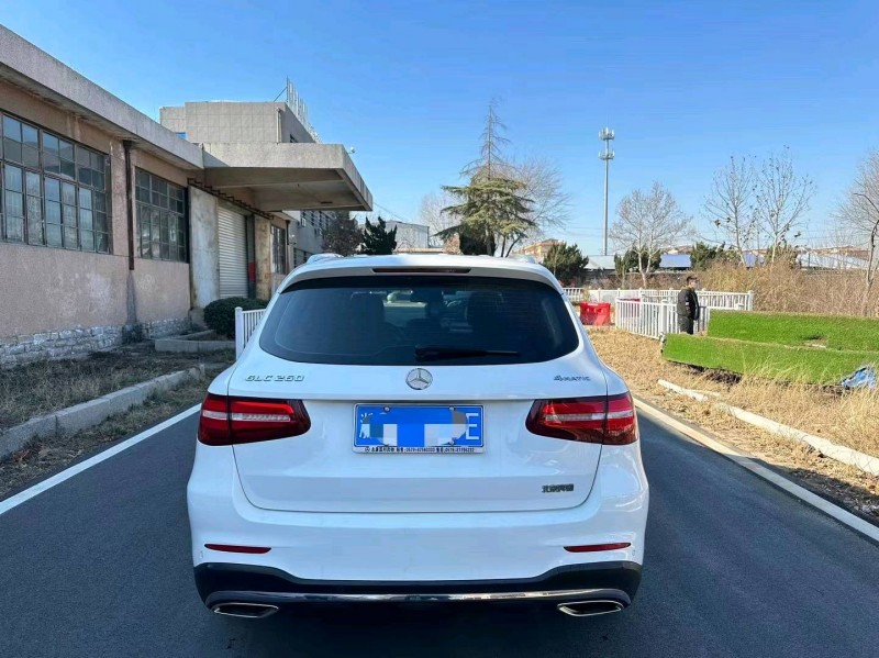 东营18年奔驰GLC2