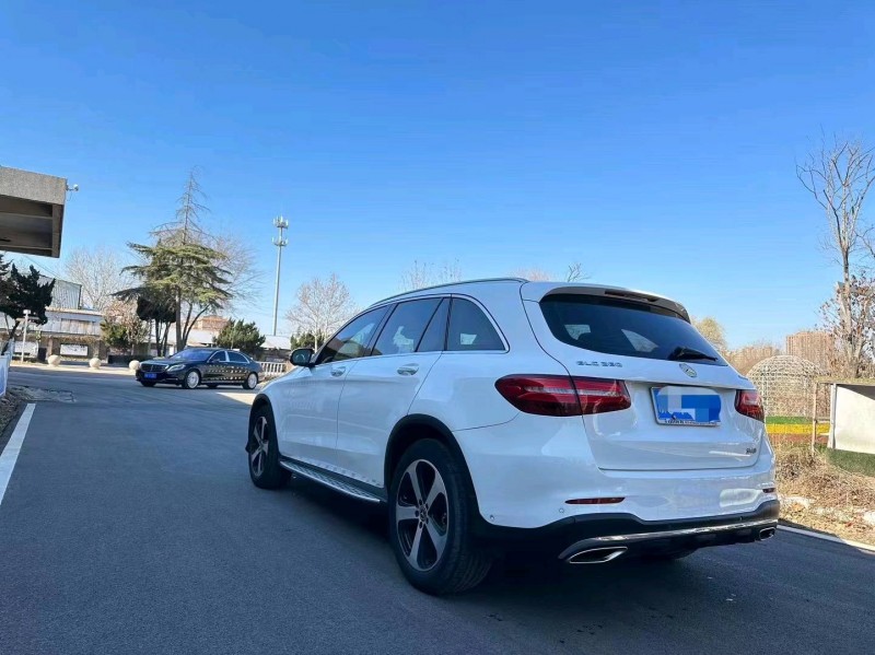 东营18年奔驰GLC5