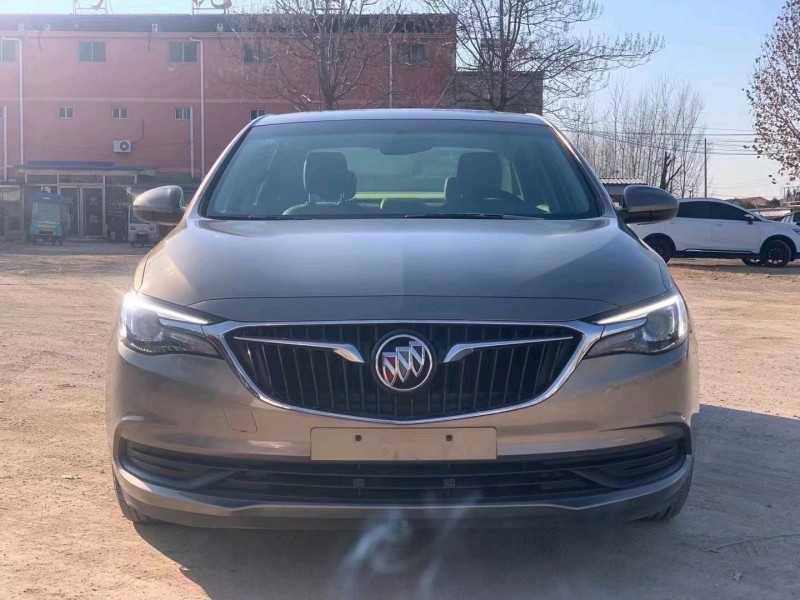 枣庄18年别克英朗1