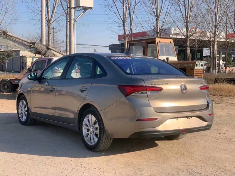 枣庄18年别克英朗7