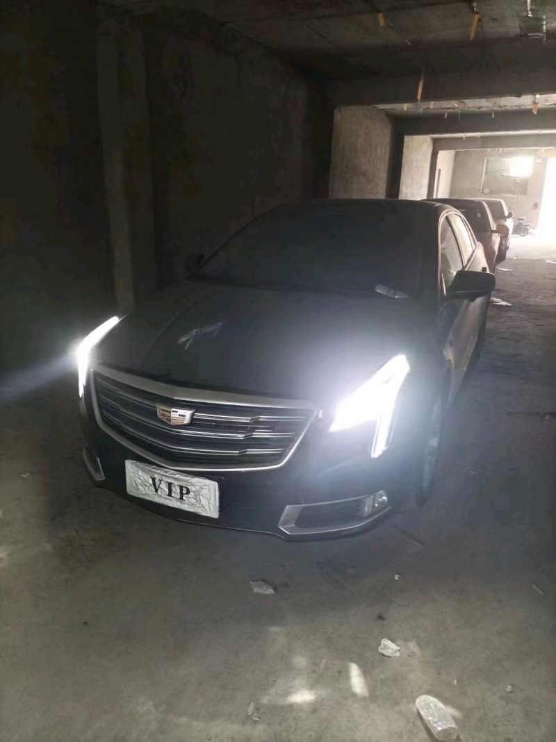 济南18年凯迪拉克XTS1