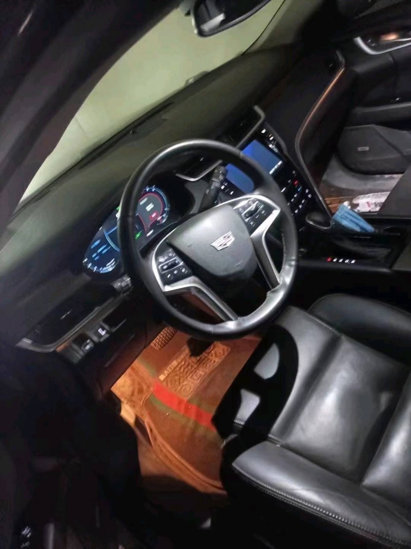 济南18年凯迪拉克XTS3