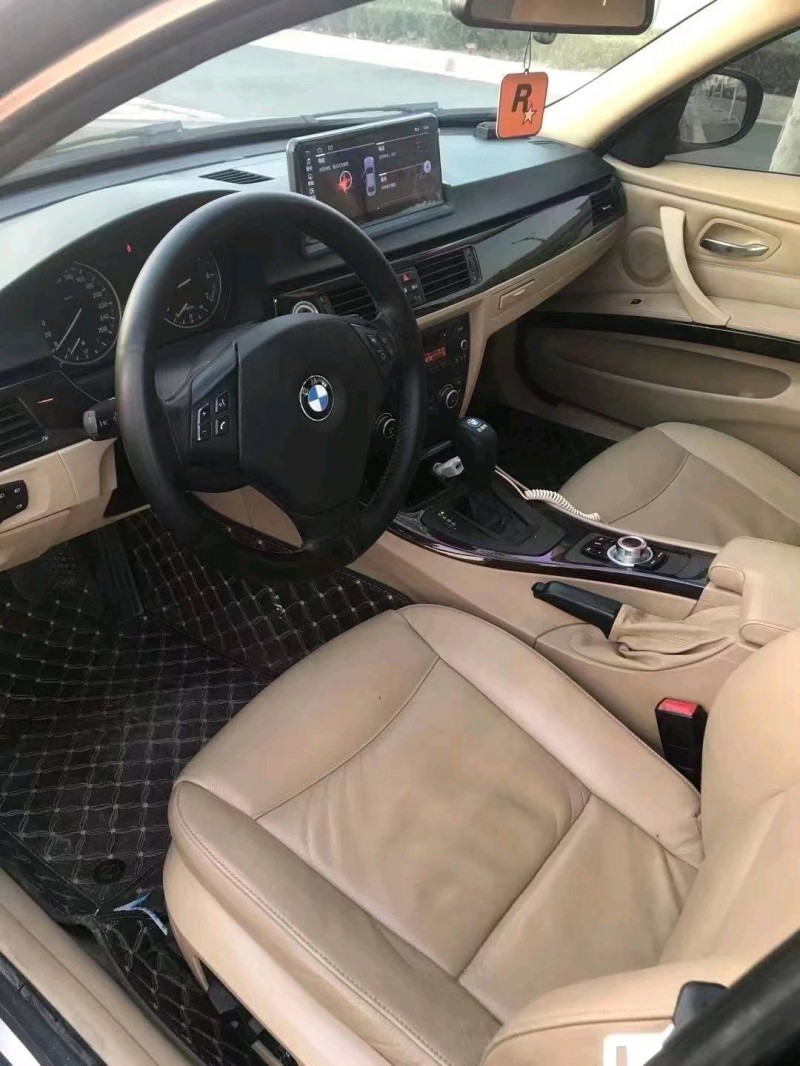 济南12年宝马3系3