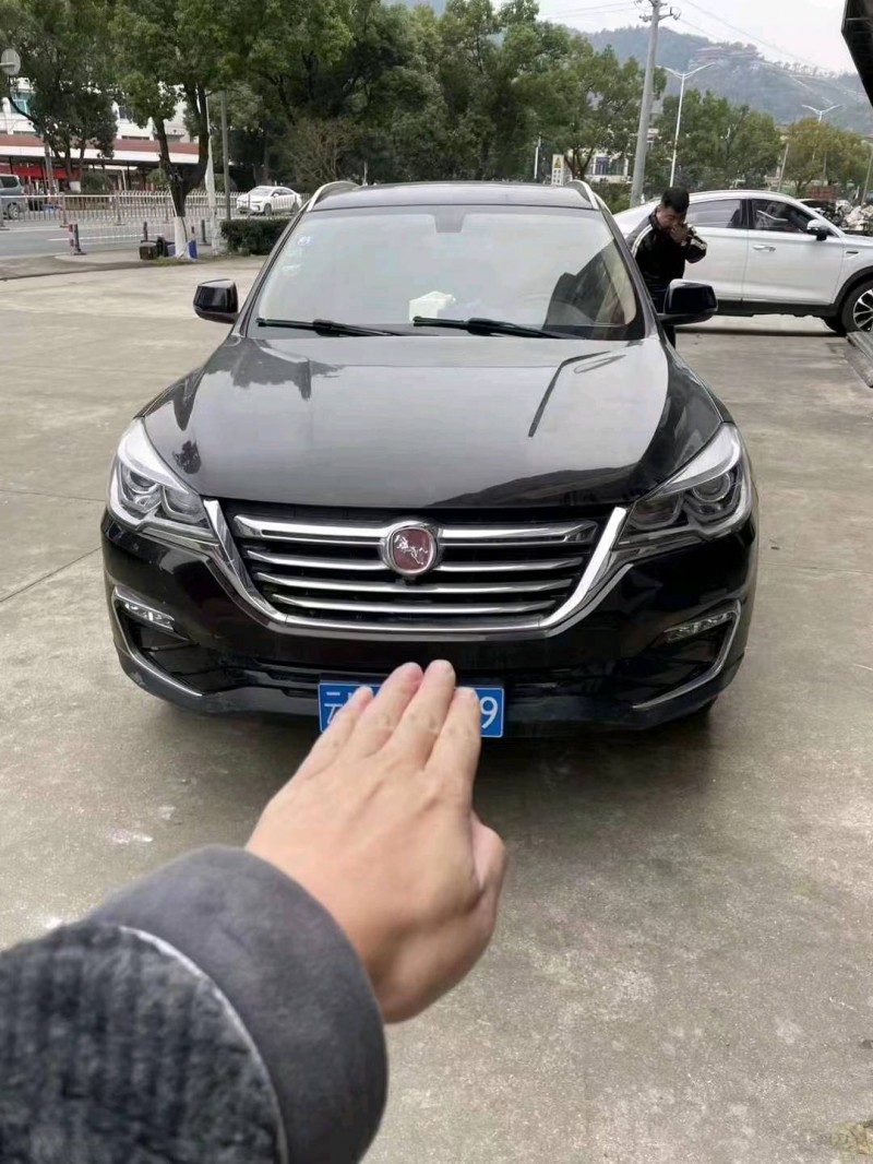 嘉兴19年汉腾汽车X71