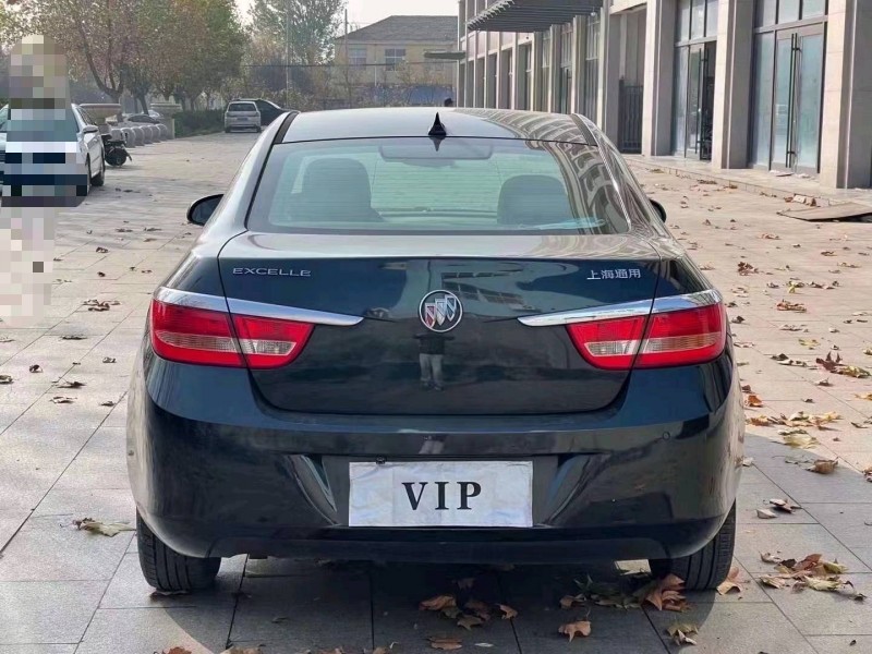 青岛15年别克英朗GT9