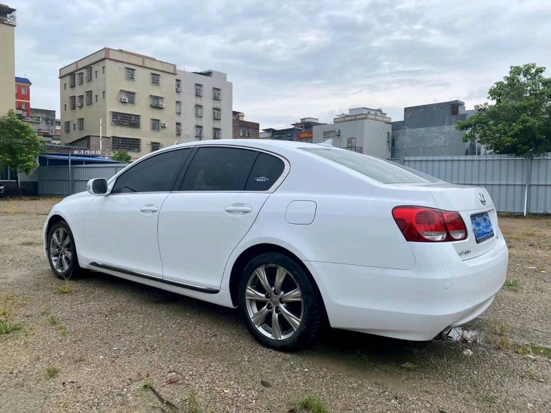 广州10年雷克萨斯GS4