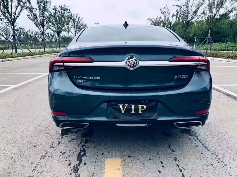 徐州19年别克君越9