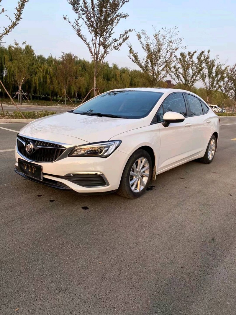 徐州19年别克威朗2