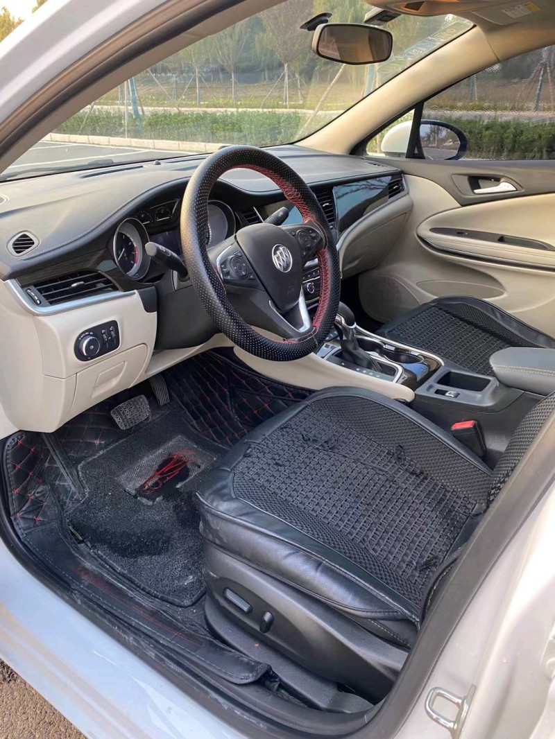 徐州19年别克威朗6