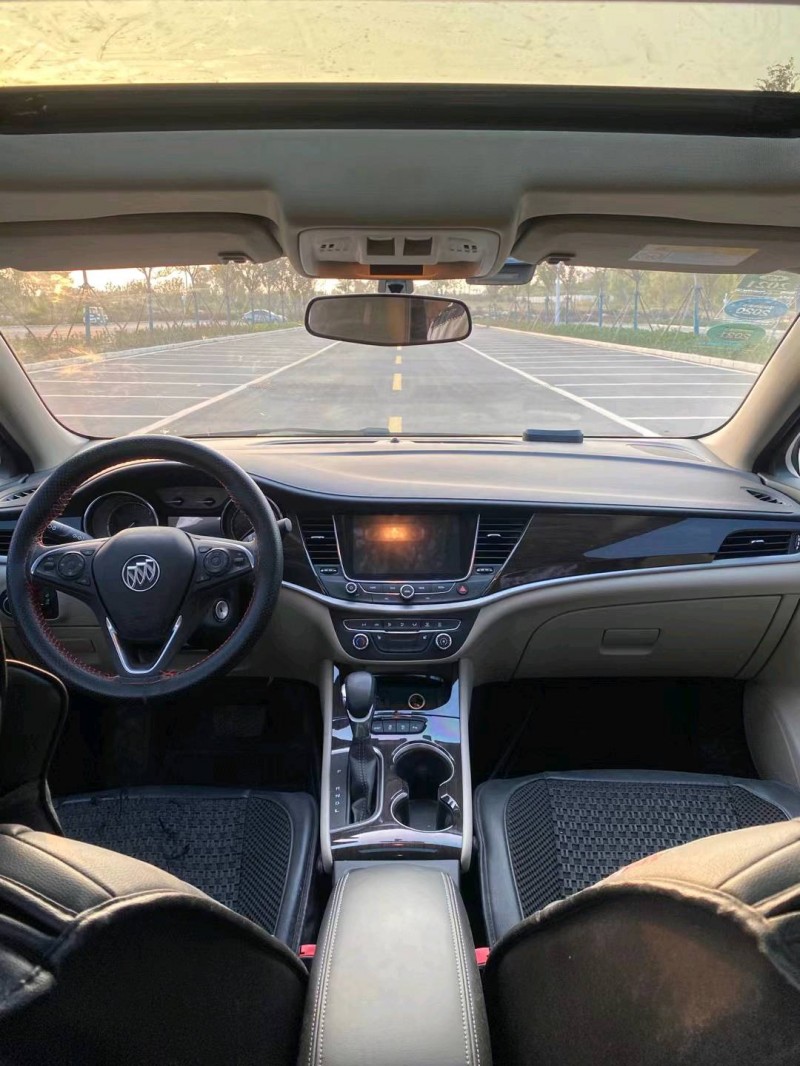 徐州19年别克威朗5