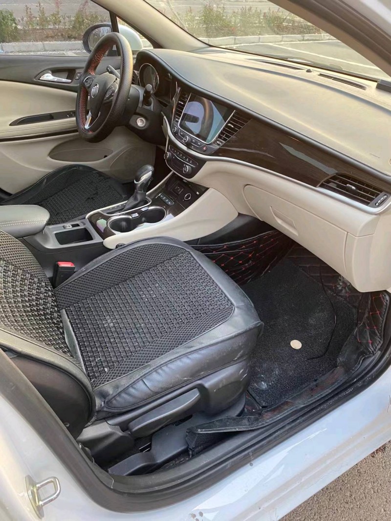 徐州19年别克威朗7