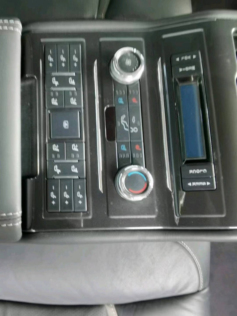 嘉兴17年福特金牛座6