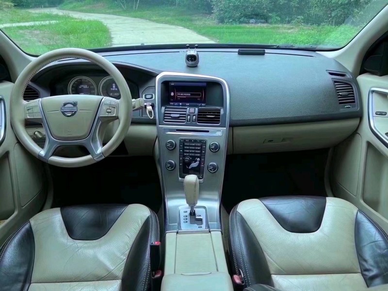 枣庄12年沃尔沃XC604