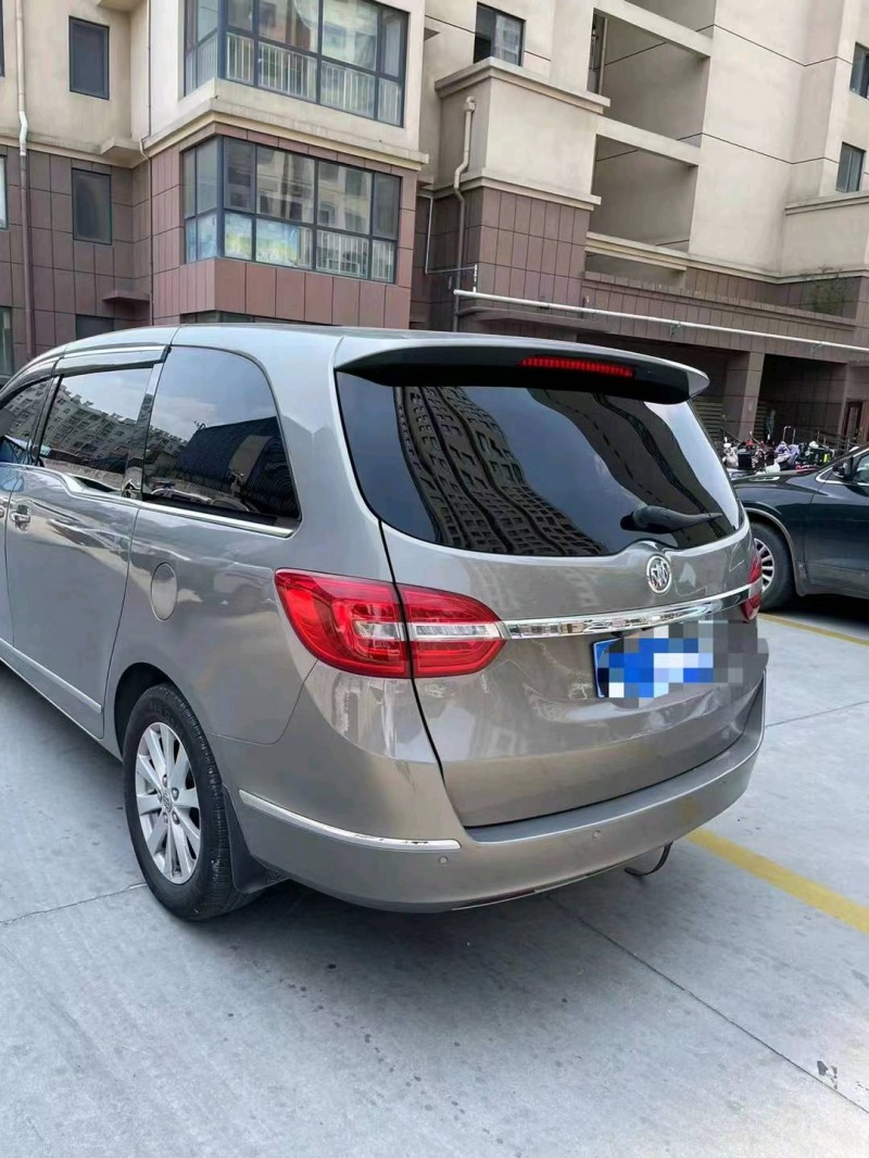 枣庄18年别克GL82