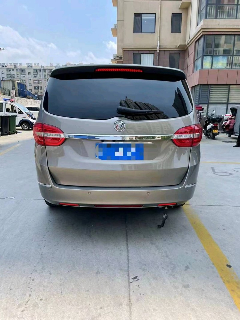 枣庄18年别克GL85