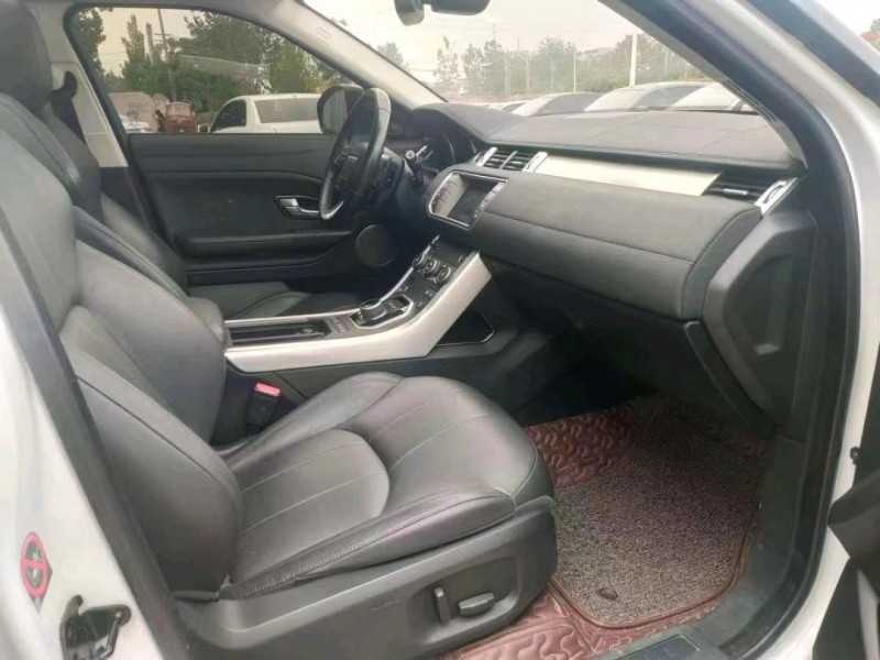 枣庄18年路虎极光2