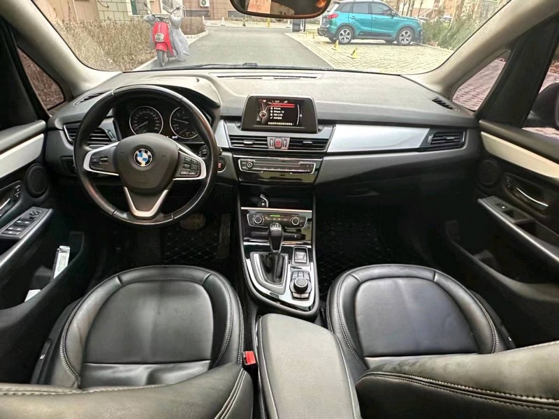 邯郸17年宝马2系5