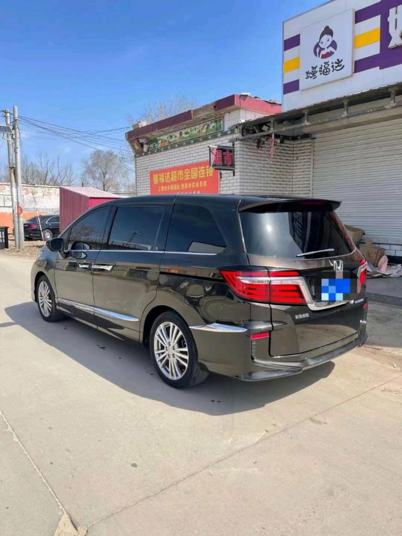 邯郸17年本田艾力绅8