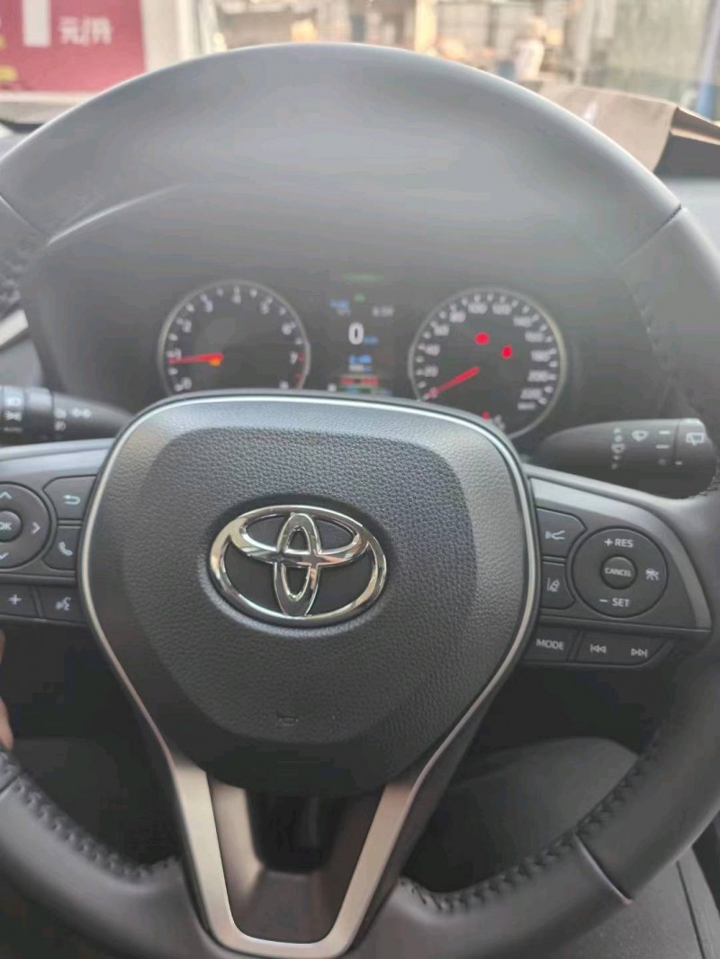宜昌22年丰田威兰达6