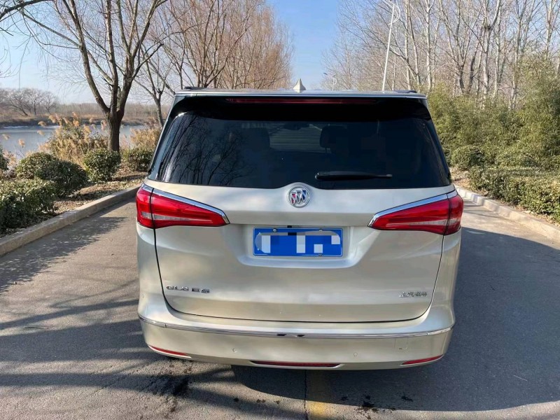 枣庄18年别克GL86