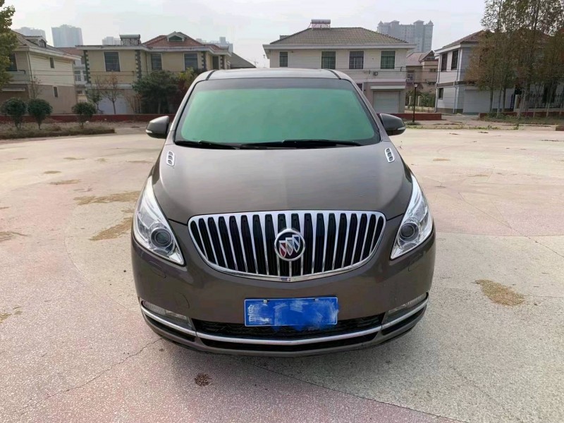 苏州12年别克GL81