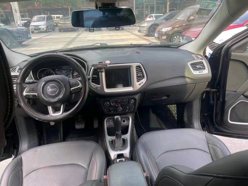 常州18年Jeep指南者8