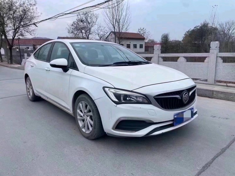 枣庄18年别克威朗4