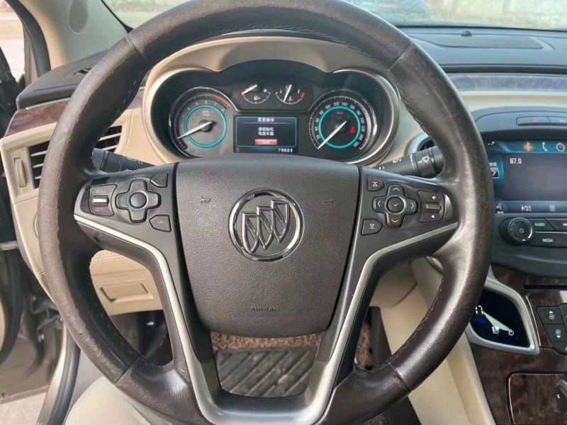 枣庄13年别克君越5