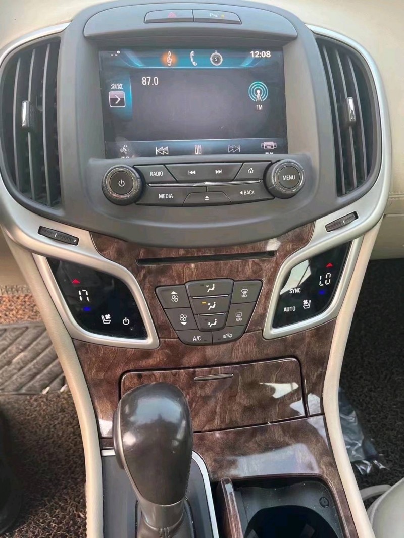 枣庄13年别克君越2