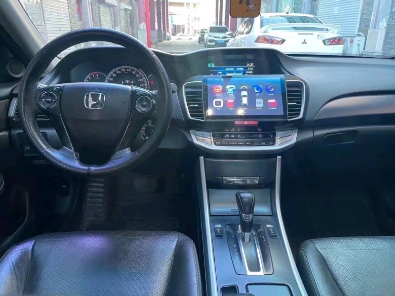 邯郸14年本田雅阁5