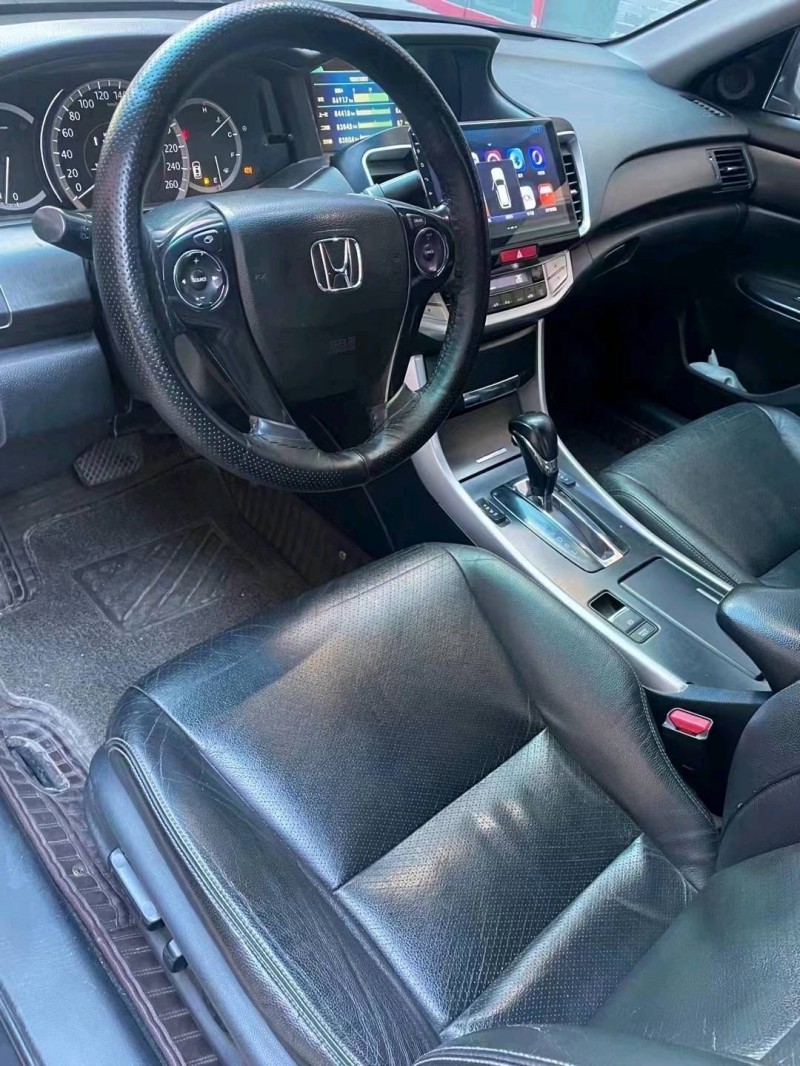 邯郸14年本田雅阁9