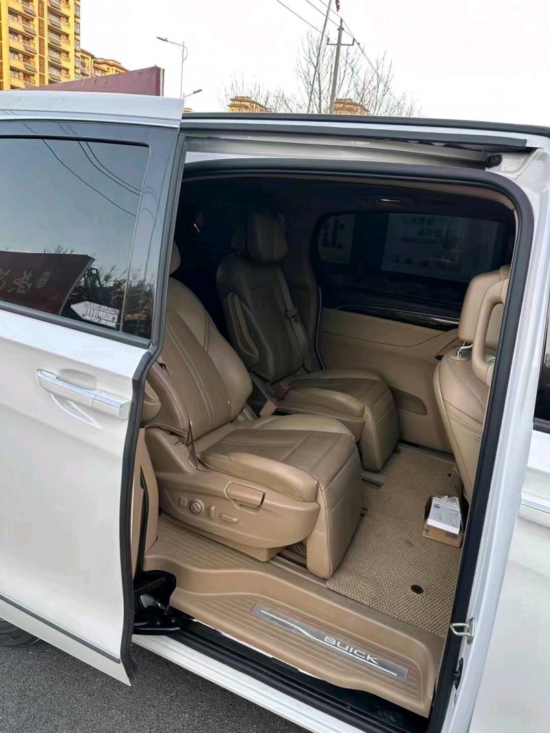 枣庄18年别克GL84