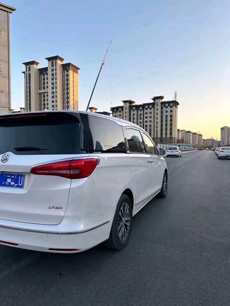 枣庄18年别克GL86