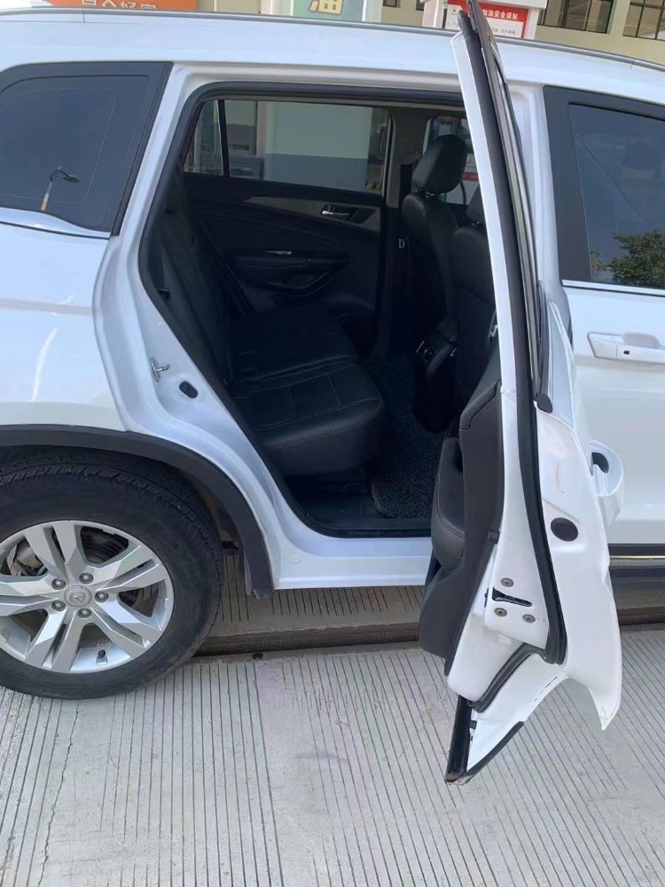 湘潭19年長安汽車CS8