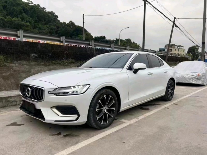 中山21年沃尔沃S60L2