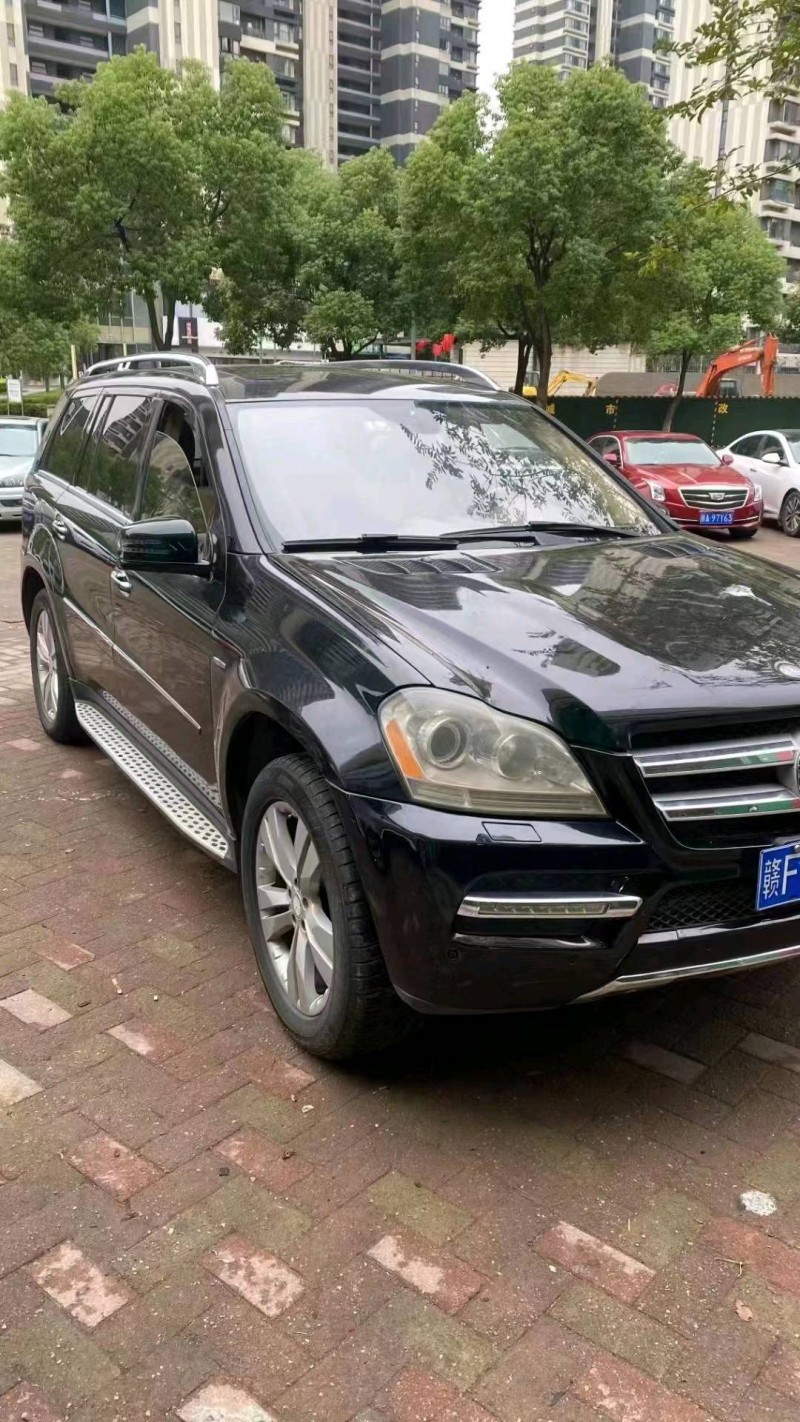 宜春11年奔驰GL2