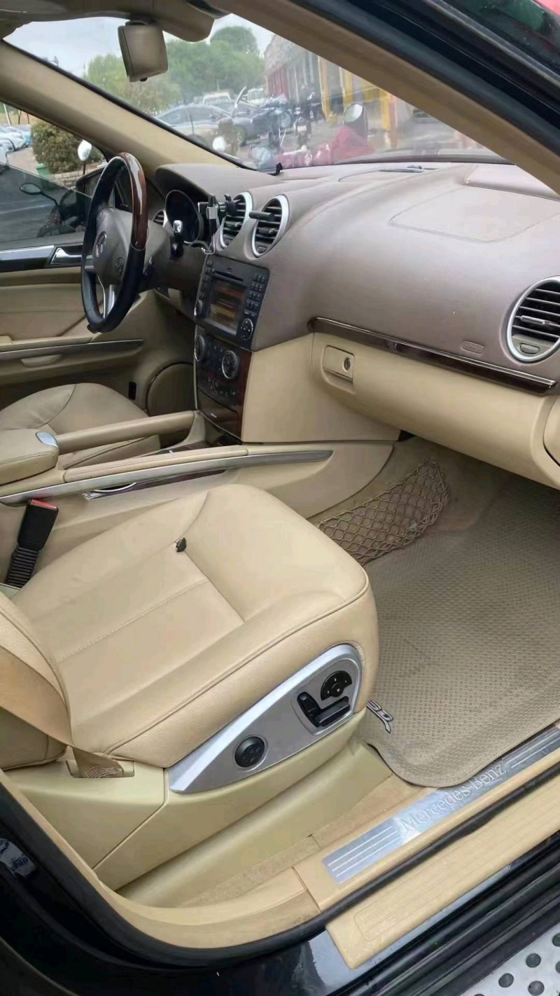 宜春11年奔驰GL4