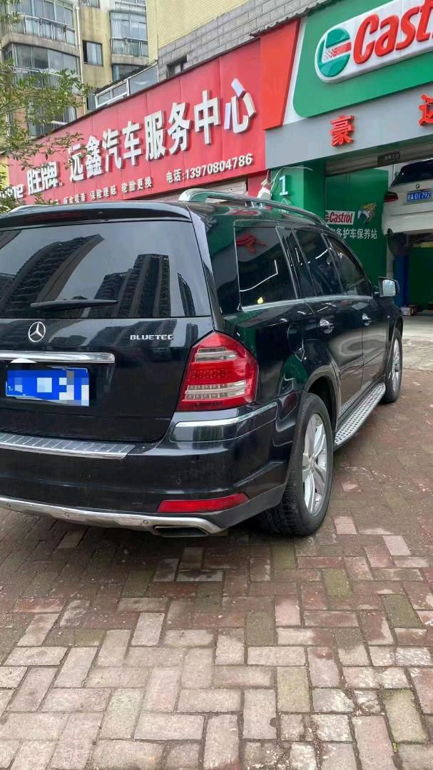 宜春11年奔驰GL8