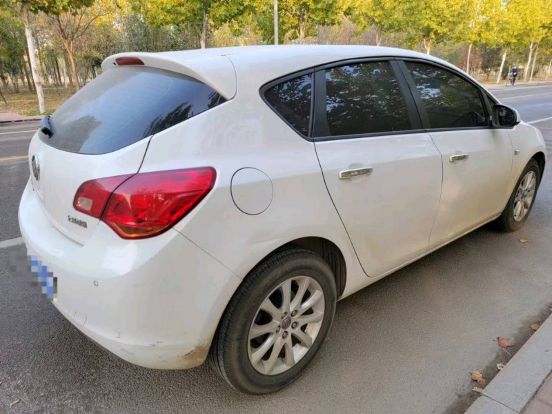 聊城14年别克英朗8