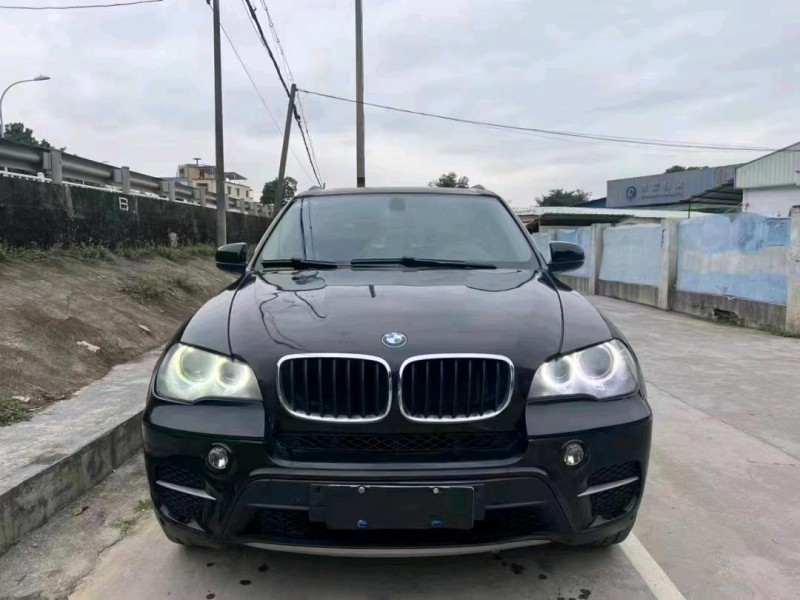 中山13年宝马X51