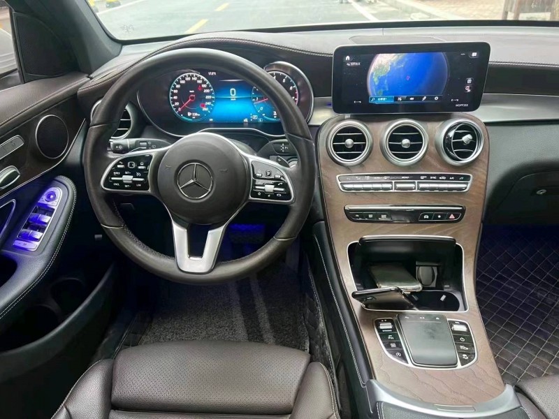 中山20年奔驰GLC7