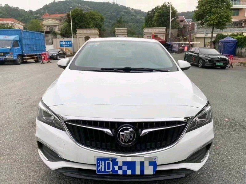 中山18年别克威朗1