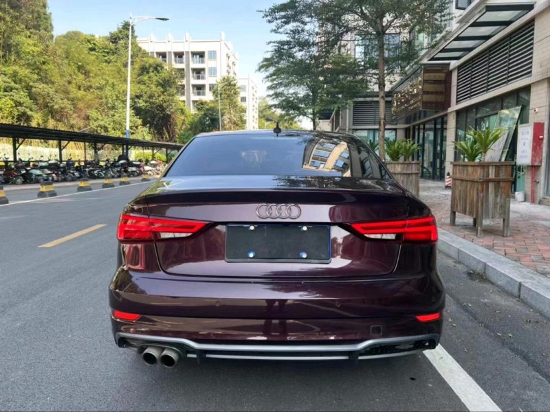 中山19年奥迪A35