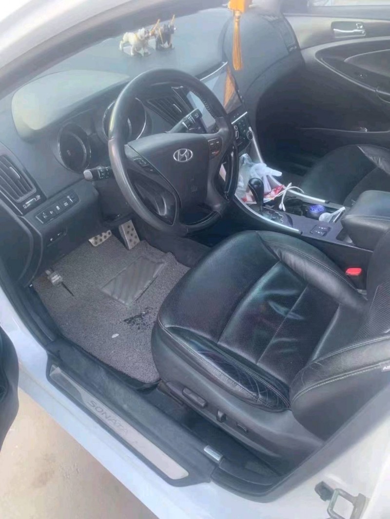 济南11年现代索纳塔八3