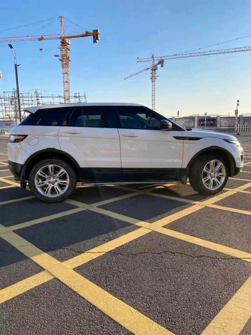 邯郸17年路虎极光3