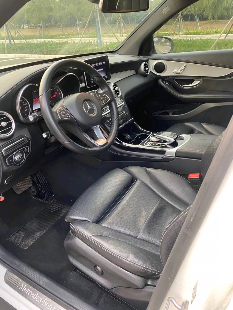 徐州19年奔驰GLC3