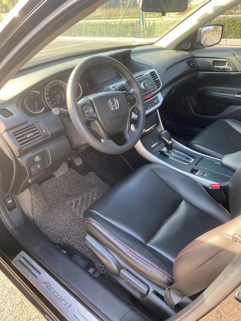 徐州15年本田雅阁6