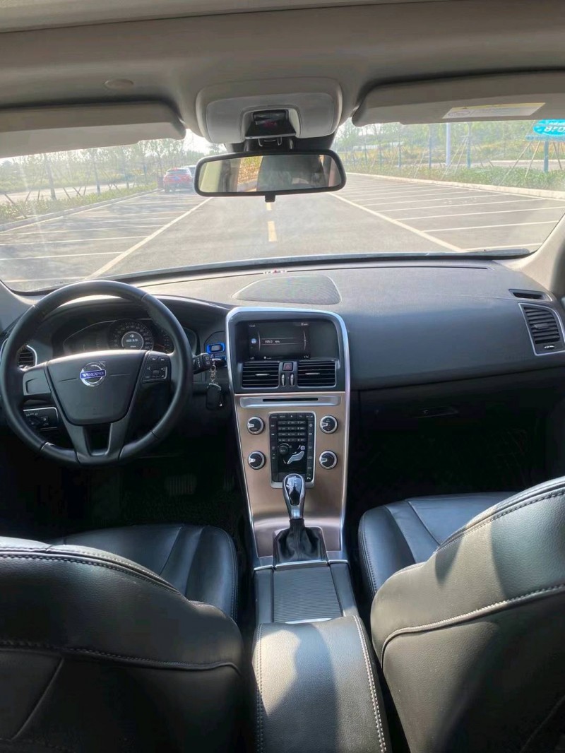 徐州17年沃尔沃XC605